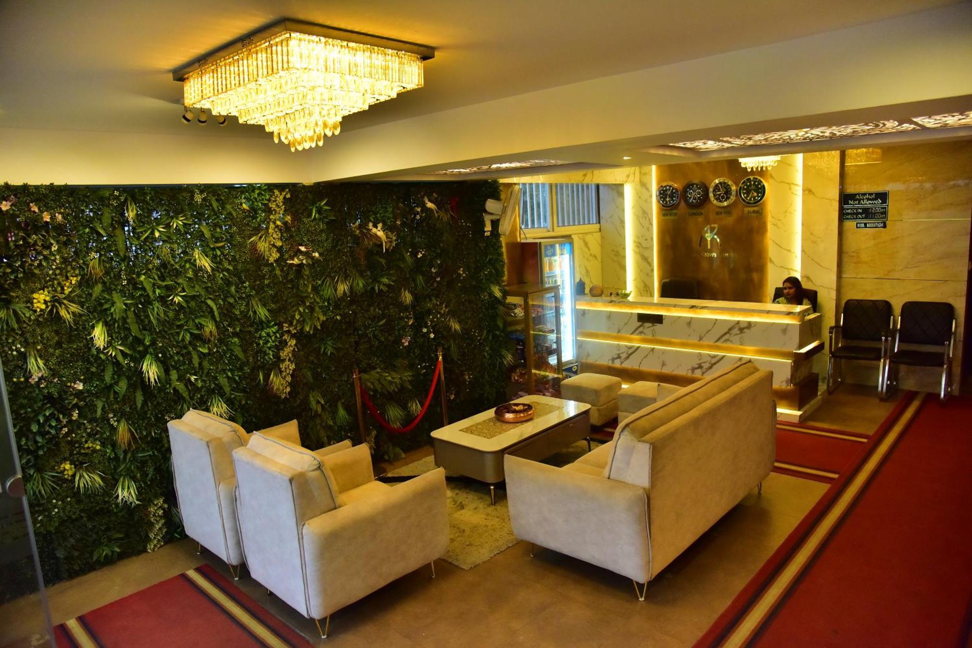 Meadows Inn Mysore Extérieur photo