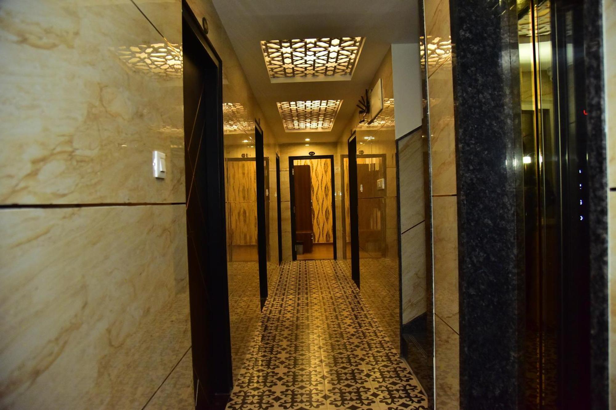 Meadows Inn Mysore Extérieur photo