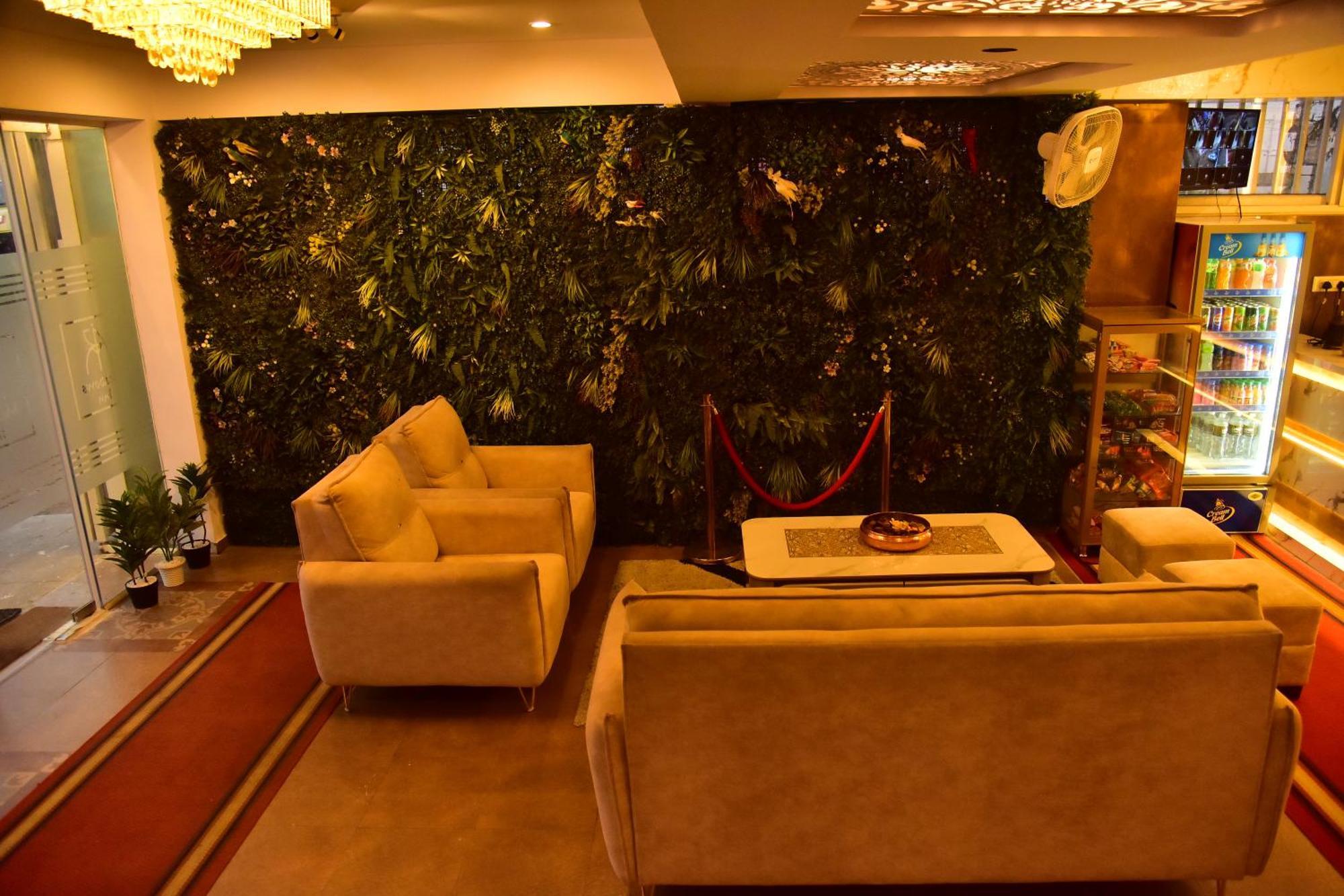 Meadows Inn Mysore Extérieur photo
