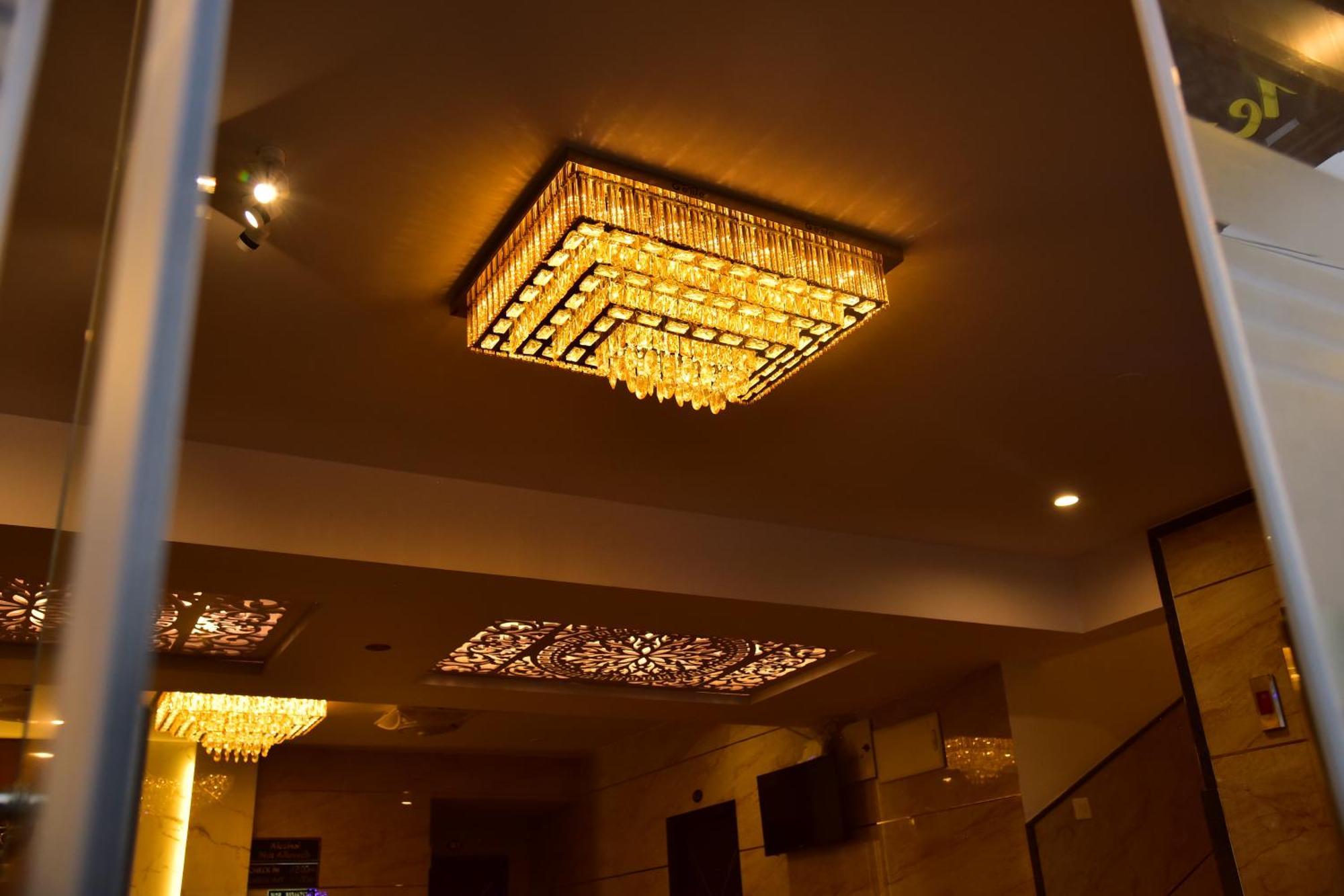 Meadows Inn Mysore Extérieur photo