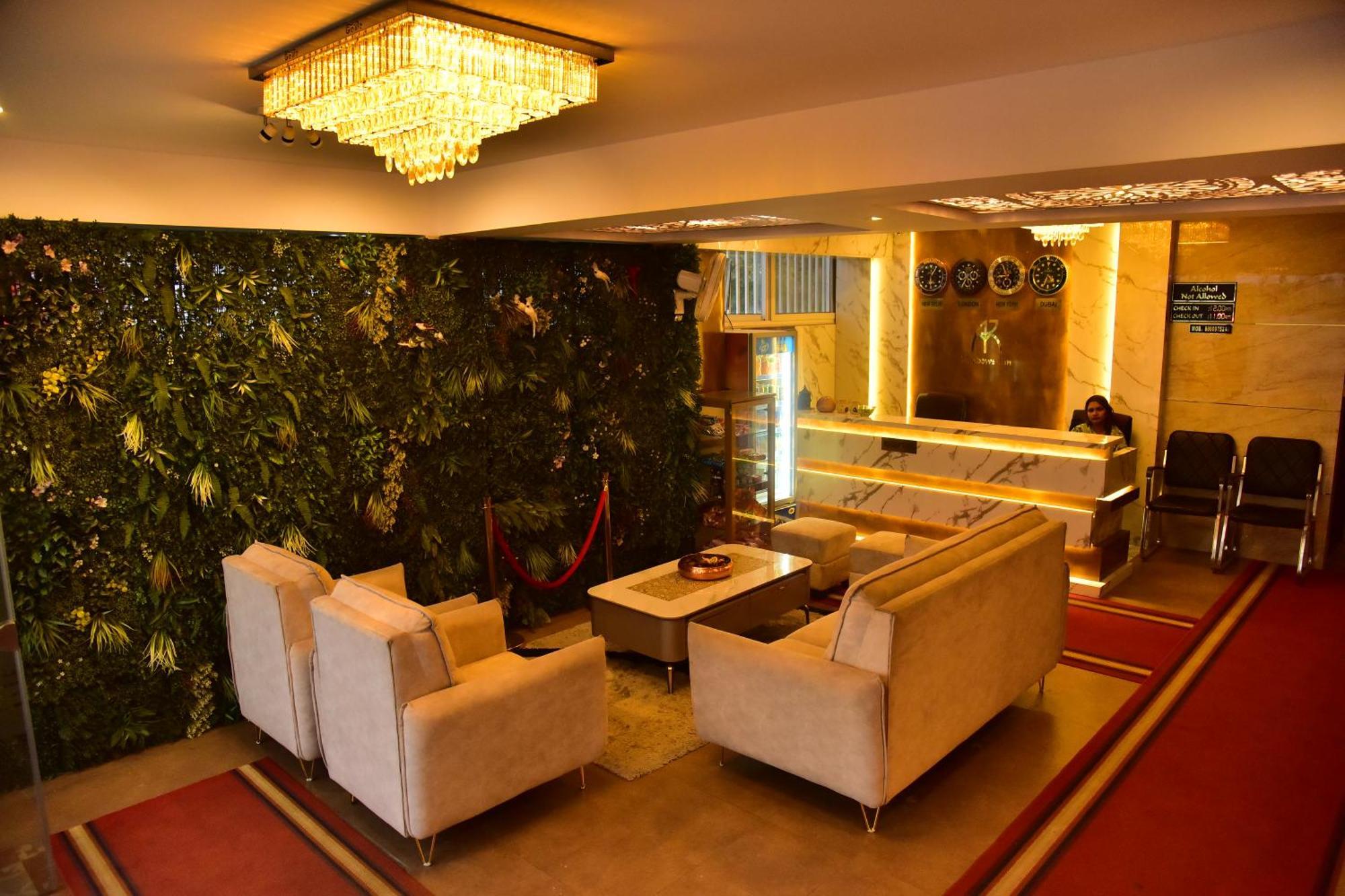 Meadows Inn Mysore Extérieur photo