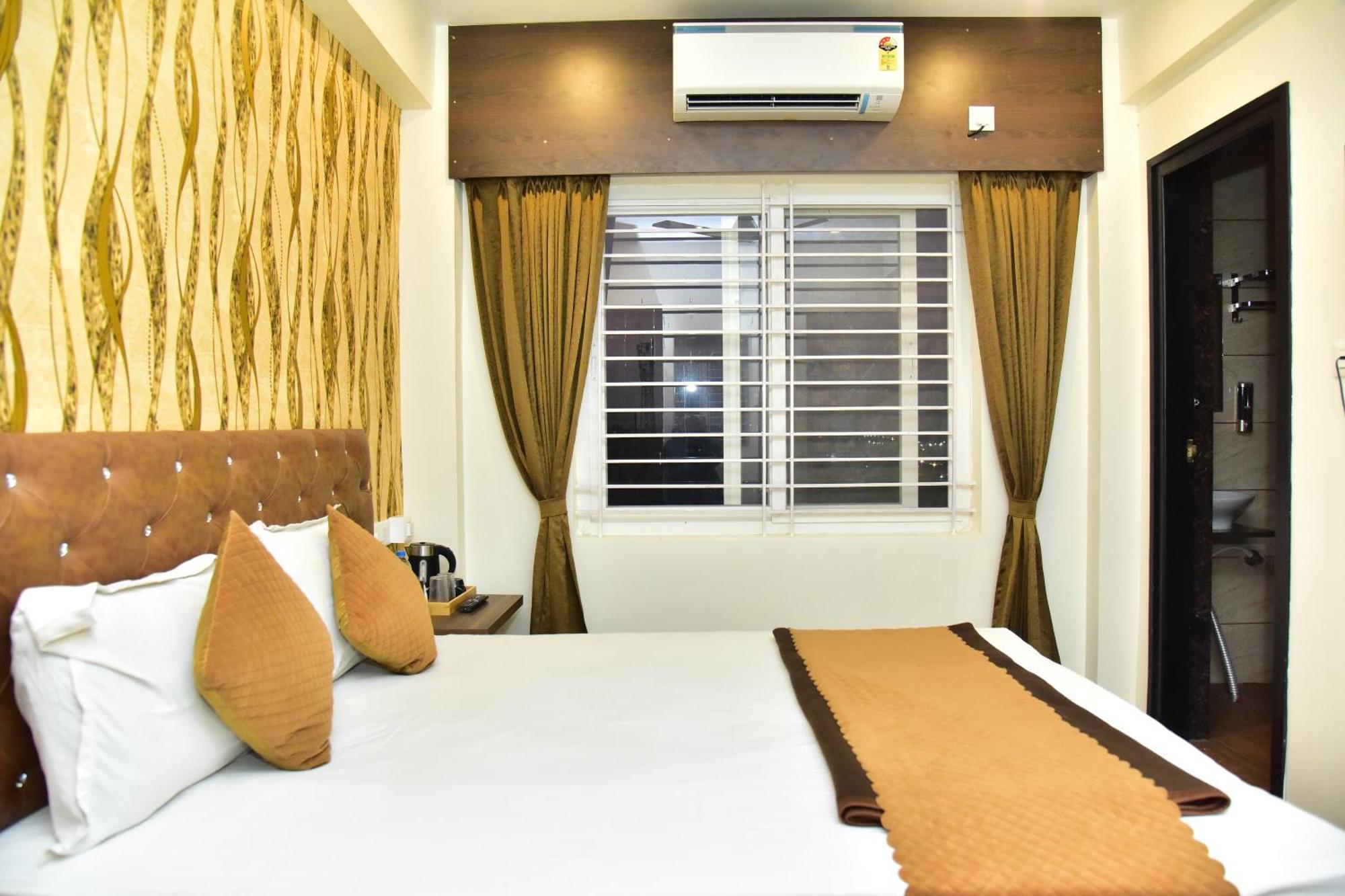 Meadows Inn Mysore Extérieur photo