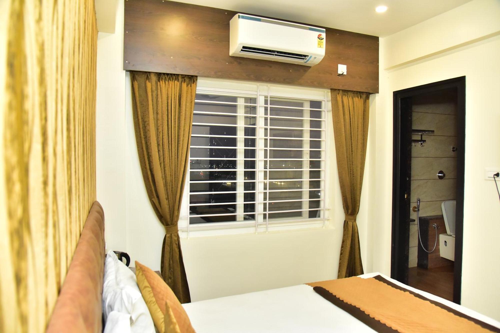 Meadows Inn Mysore Extérieur photo