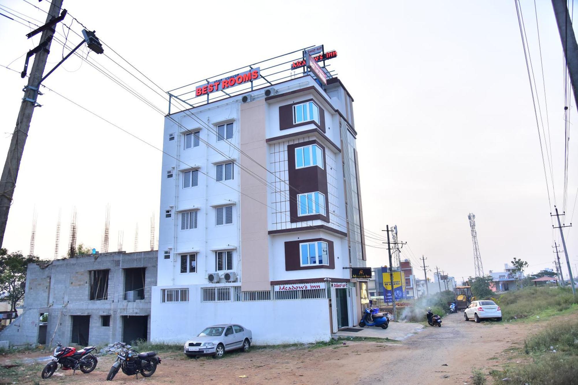 Meadows Inn Mysore Extérieur photo