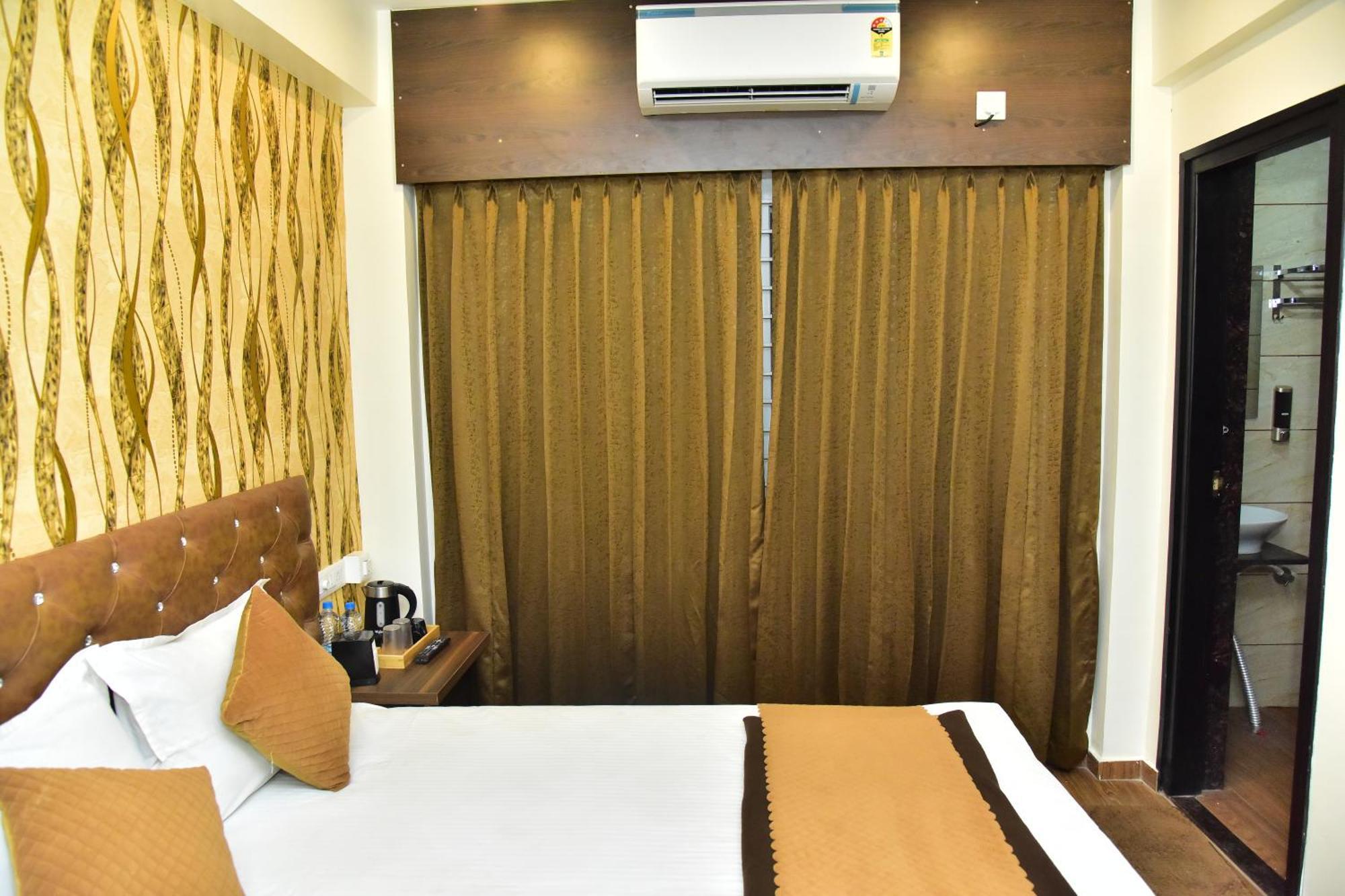 Meadows Inn Mysore Extérieur photo