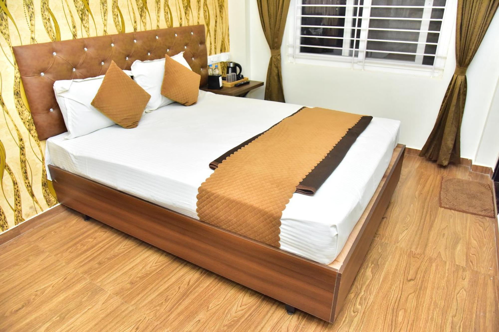 Meadows Inn Mysore Extérieur photo