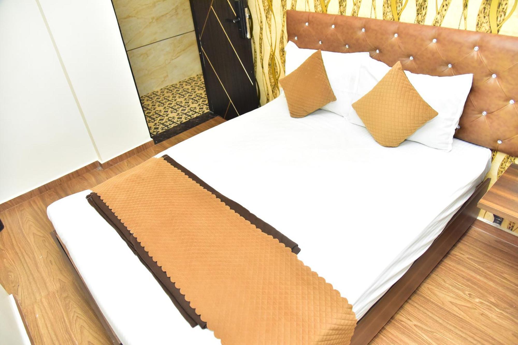 Meadows Inn Mysore Extérieur photo