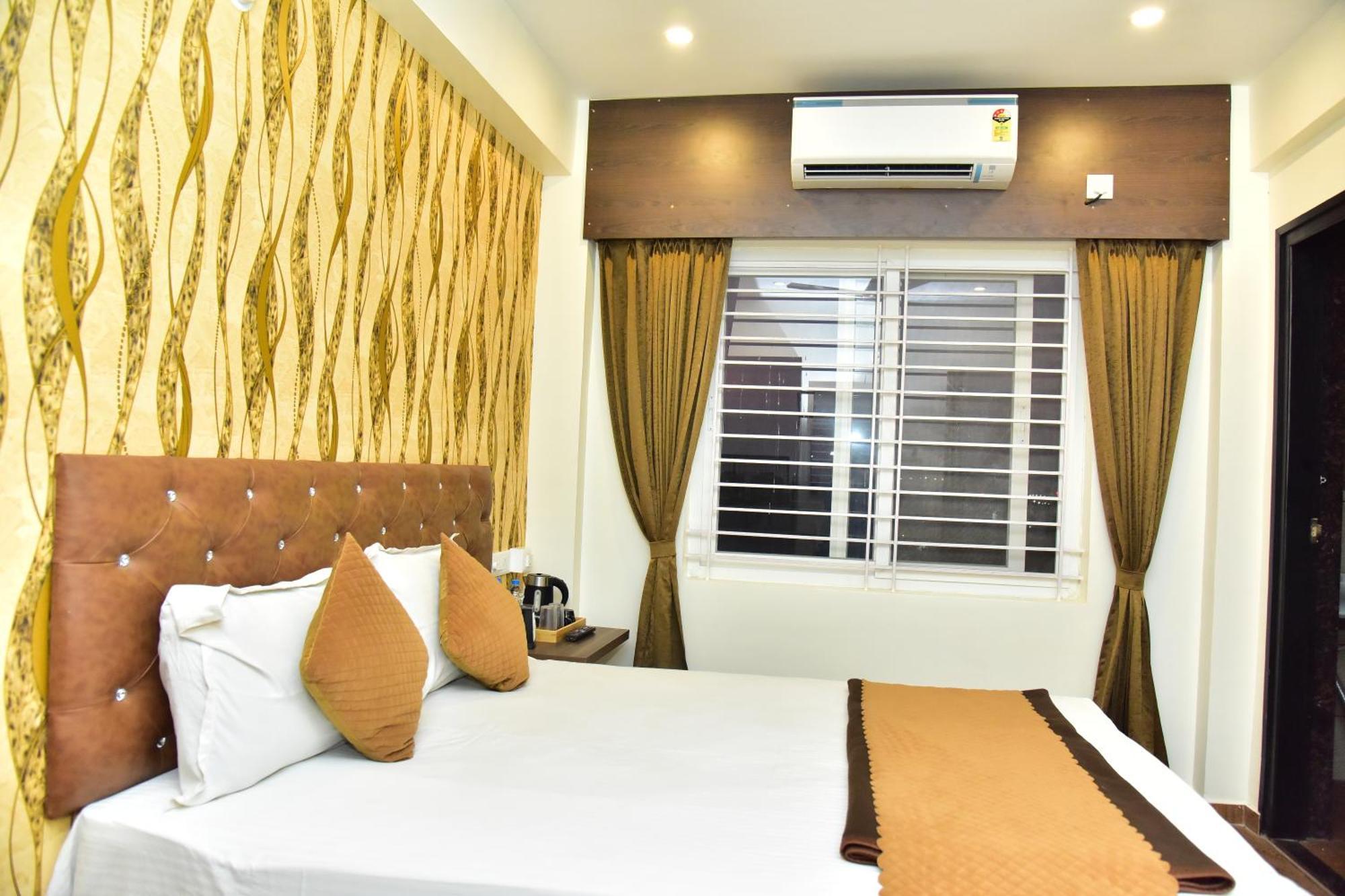 Meadows Inn Mysore Extérieur photo